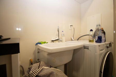 Apartamento à venda com 64m², 2 quartos e 1 vagaCozinha e Área de Serviço