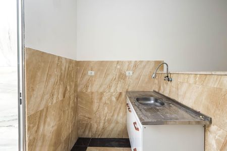 Cozinha de kitnet/studio para alugar com 1 quarto, 30m² em Liberdade, São Paulo