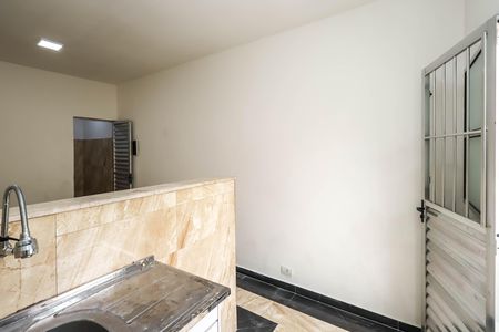 Cozinha de kitnet/studio para alugar com 1 quarto, 30m² em Liberdade, São Paulo