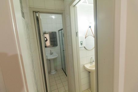Casa para alugar com 70m², 2 quartos e sem vaga Casa para alugar com 70m², 2 quartos e sem vagaBanheiro e lavabo