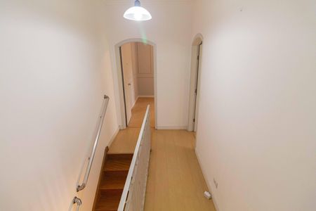 Casa para alugar com 70m², 2 quartos e sem vaga Casa para alugar com 70m², 2 quartos e sem vagaCorredor