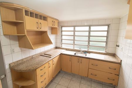 Casa para alugar com 70m², 2 quartos e sem vaga Casa para alugar com 70m², 2 quartos e sem vagaCozinha