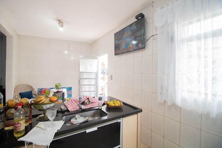 Casa à venda com 268m², 2 quartos e 5 vagasCOZINHA