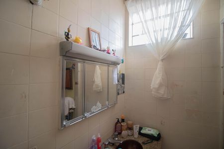 Casa à venda com 268m², 2 quartos e 5 vagasBANHEIRO DA SUÍTE