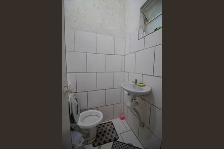 Casa à venda com 268m², 2 quartos e 5 vagasLAVABO DA GARAGEM