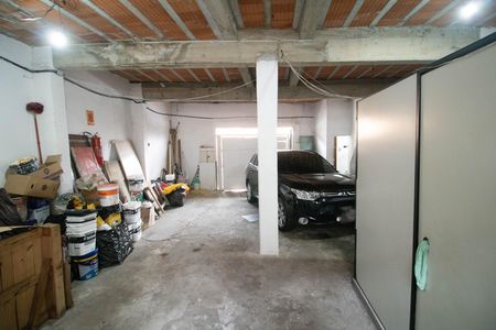 Casa à venda com 268m², 2 quartos e 5 vagasGARAGEM