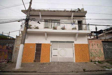 Casa à venda com 268m², 2 quartos e 5 vagasFACHADA