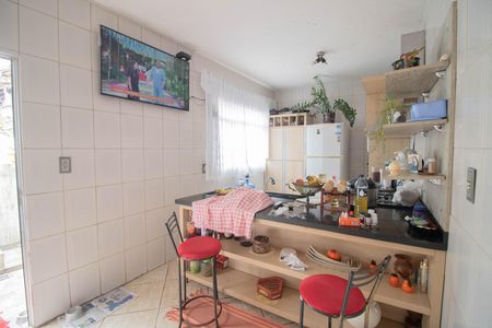 Casa à venda com 268m², 2 quartos e 5 vagasCOZINHA