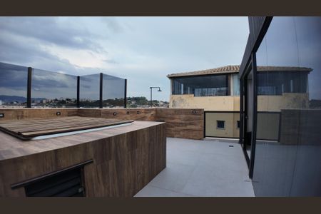 Apartamento à venda com 3 quartos, 180m² em Santa Rosa, Belo Horizonte