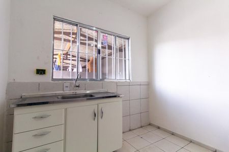 Sala e Cozinha de casa para alugar com 2 quartos, 60m² em Vila Dalila, São Paulo
