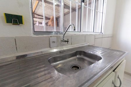 Sala e Cozinha de casa para alugar com 2 quartos, 60m² em Vila Dalila, São Paulo