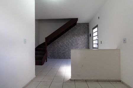 Casa para alugar com 60m², 2 quartos e sem vaga Casa para alugar com 60m², 2 quartos e sem vagaSala e Cozinha