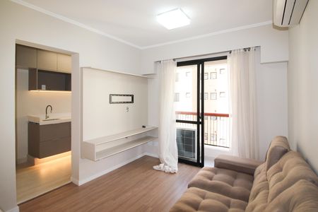 Sala de apartamento para alugar com 2 quartos, 65m² em Vila Nova Conceição, São Paulo