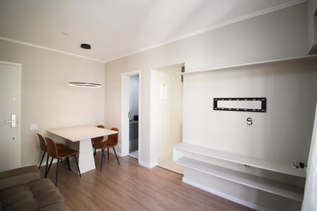 Apartamento para alugar com 65m², 2 quartos e 1 vagaSala