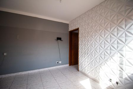 Sala de casa de condomínio para alugar com 2 quartos, 70m² em Jardim Portal do Itavuvu, Sorocaba