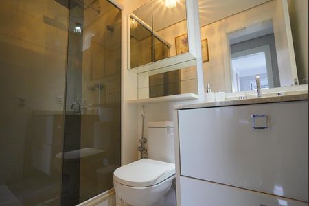 Apartamento para alugar com 90m², 2 quartos e 2 vagas Apartamento para alugar com 90m², 2 quartos e 2 vagasBanheiro Corredor