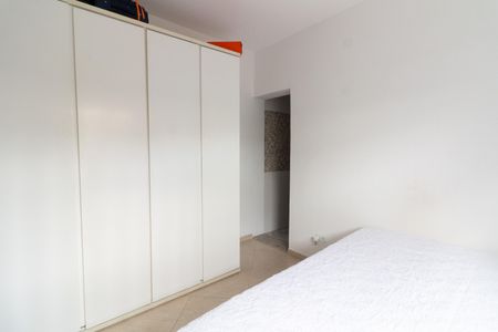 Casa à venda com 125m², 2 quartos e 2 vagas Casa à venda com 125m², 2 quartos e 2 vagasQuarto 2 - Suíte