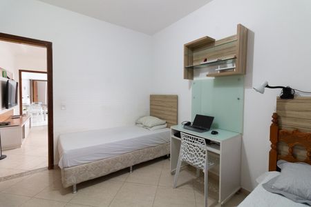 Casa à venda com 125m², 2 quartos e 2 vagas Casa à venda com 125m², 2 quartos e 2 vagasQuarto 1