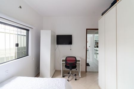 Casa à venda com 125m², 2 quartos e 2 vagas Casa à venda com 125m², 2 quartos e 2 vagasQuarto 2 - Suíte