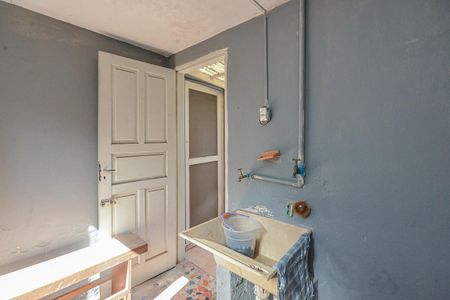 Casa à venda com 126m², 2 quartos e 2 vagas Casa à venda com 126m², 2 quartos e 2 vagasÁrea de serviço