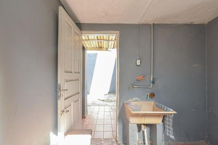 Casa à venda com 126m², 2 quartos e 2 vagas Casa à venda com 126m², 2 quartos e 2 vagasÁrea de serviço
