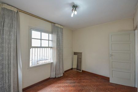 Casa à venda com 126m², 2 quartos e 2 vagas Casa à venda com 126m², 2 quartos e 2 vagasQuarto