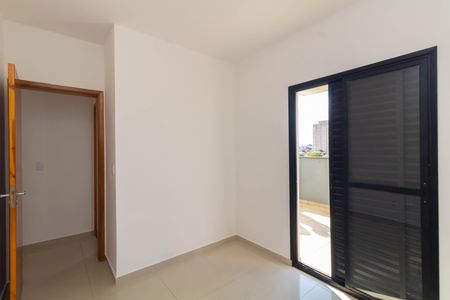 Quarto 2 de apartamento para alugar com 2 quartos, 38m² em Itaquera, São Paulo