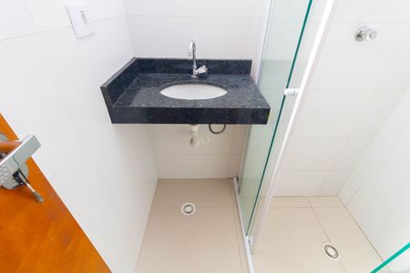 Apartamento para alugar com 38m², 2 quartos e 1 vaga Apartamento para alugar com 38m², 2 quartos e 1 vagaBanheiro