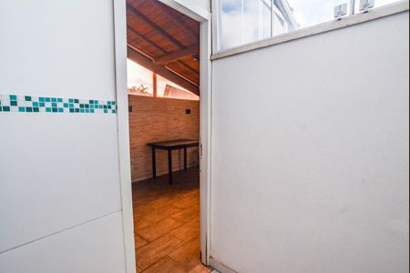 Apartamento à venda com 97m², 2 quartos e 1 vagaÁrea de Serviço