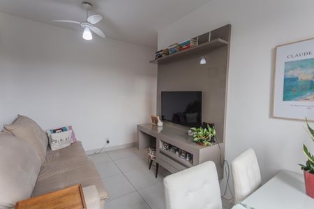 Apartamento para alugar com 60m², 2 quartos e 2 vagas Apartamento para alugar com 60m², 2 quartos e 2 vagasSala