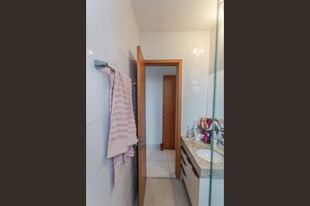 Apartamento para alugar com 60m², 2 quartos e 2 vagas Apartamento para alugar com 60m², 2 quartos e 2 vagasBanheiro da Suíte