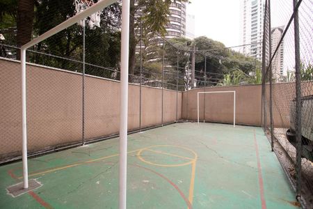 Apartamento para alugar com 65m², 4 quartos e 2 vagas Apartamento para alugar com 65m², 4 quartos e 2 vagasQuadra Esportiva