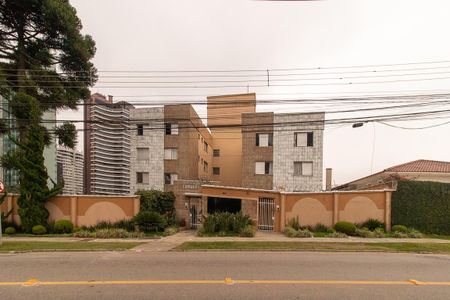Apartamento para alugar com 65m², 4 quartos e 2 vagas Apartamento para alugar com 65m², 4 quartos e 2 vagasFachado do condomínio
