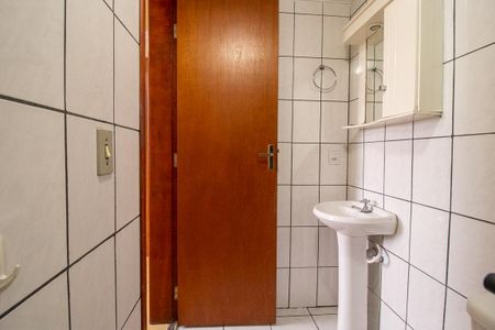 Apartamento para alugar com 65m², 4 quartos e 2 vagas Apartamento para alugar com 65m², 4 quartos e 2 vagasBanheiro da Suíte