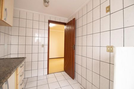 Apartamento para alugar com 65m², 4 quartos e 2 vagas Apartamento para alugar com 65m², 4 quartos e 2 vagasCozinha e Área de Serviço