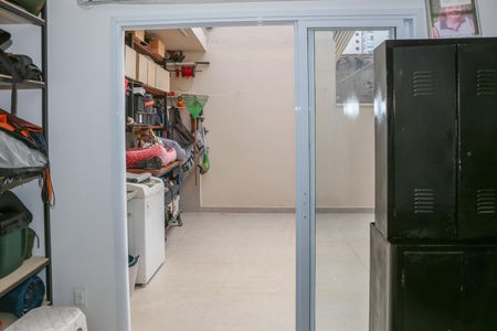 Vista da Suíte 3 de casa para alugar com 3 quartos, 160m² em Pompeia, São Paulo