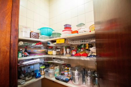 Despensa de apartamento à venda com 4 quartos, 230m² em Calafate, Belo Horizonte