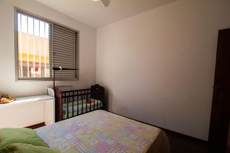 Apartamento à venda com 230m², 4 quartos e 4 vagas Apartamento à venda com 230m², 4 quartos e 4 vagasQuarto 02