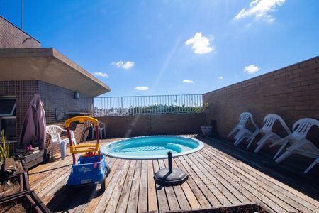 Apartamento à venda com 230m², 4 quartos e 4 vagas Apartamento à venda com 230m², 4 quartos e 4 vagasÁrea Gourmet - Cobertura