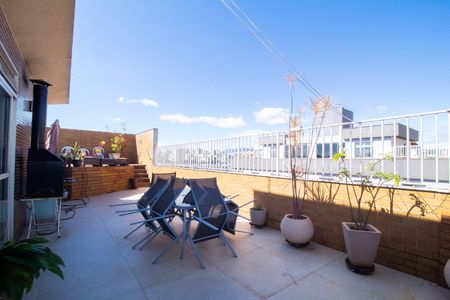 Apartamento à venda com 230m², 4 quartos e 4 vagas Apartamento à venda com 230m², 4 quartos e 4 vagasÁrea Gourmet - Cobertura