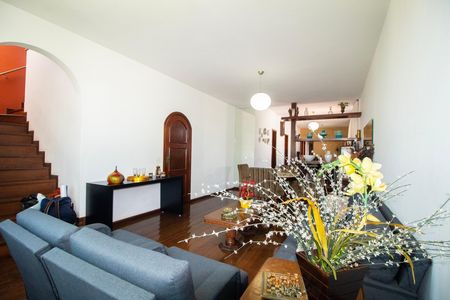 Apartamento à venda com 230m², 4 quartos e 4 vagas Apartamento à venda com 230m², 4 quartos e 4 vagasSala 01