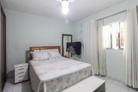 Casa à venda com 300m², 4 quartos e 1 vagaQuarto 2