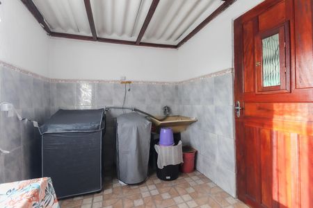 Casa à venda com 300m², 4 quartos e 1 vagaÁrea de Serviço