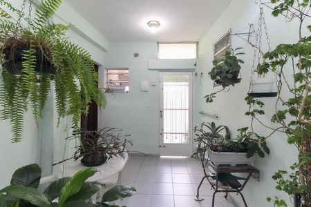 Casa à venda com 300m², 4 quartos e 1 vagaEntrada