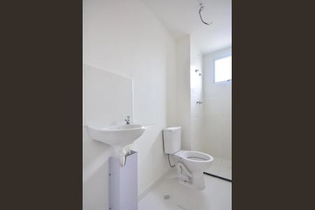 Banheiro de apartamento à venda com 2 quartos, 31m² em Vila Plana, São Paulo