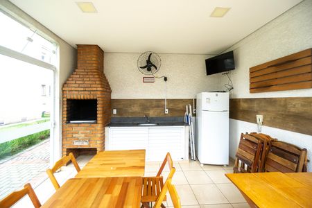 Apartamento à venda com 46m², 2 quartos e sem vaga Apartamento à venda com 46m², 2 quartos e sem vagaChurrasqueira 01