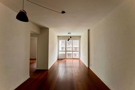 Apartamento para alugar com 78m², 2 quartos e 1 vaga
