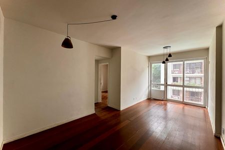Apartamento para alugar com 78m², 2 quartos e 1 vaga