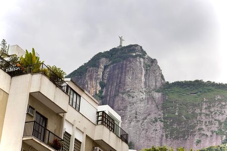 Apartamento para alugar com 78m², 2 quartos e 1 vaga