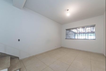 Casa para alugar com 2 quartos, 129m² em Jardim das Acacias, São Paulo